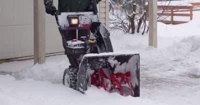 do snowblowers damage driveways