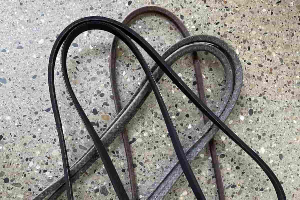 Your Belt Keeps Coming Off Your Snapper Lawn Mower (Solved!) - Powered