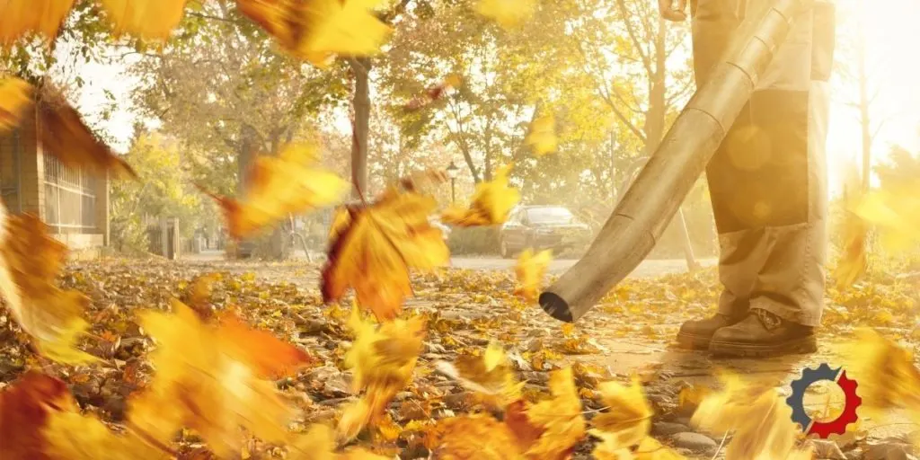 RedMax leaf blower losing power while blowing leaves.