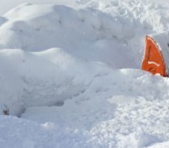 Snowblower won't throw snow