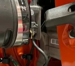 Husqvarna blower only runs with the choke on