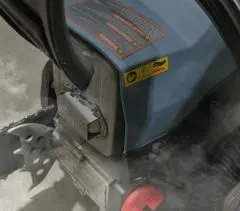 Smoke coming from a SENIX chainsaw